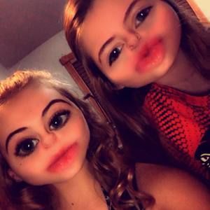 Meet your Posher, Mikhaela